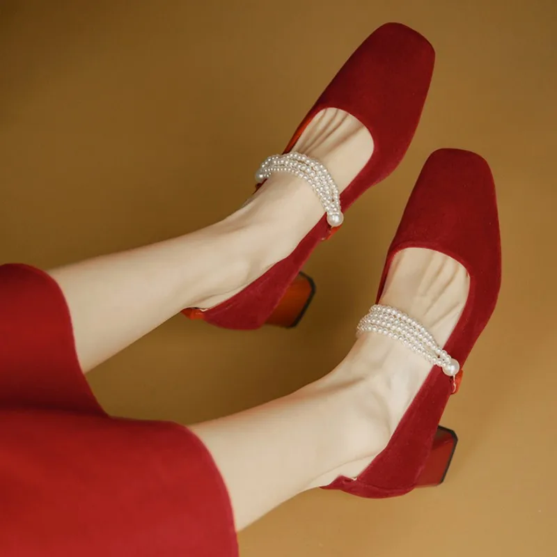 

Женские туфли-лодочки на среднем каблуке, с квадратным носком