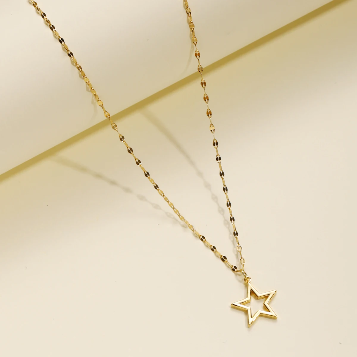 

Милое ожерелье с подвеской в виде звезды с вырезами для девушки, подарок на день рождения, ожерелье с микро инкрустацией из циркония, модные ...