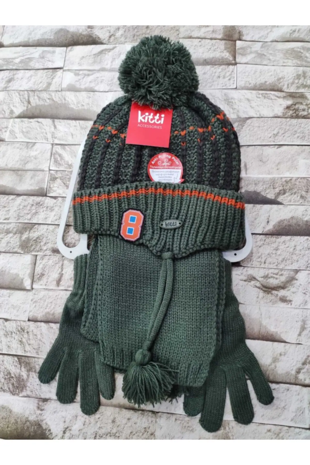 

Комплект из шарфа, шапки и перчаток для мальчиков 4-8 лет iceli Pollar Weft, берет и перчатки 3 шт. Набор