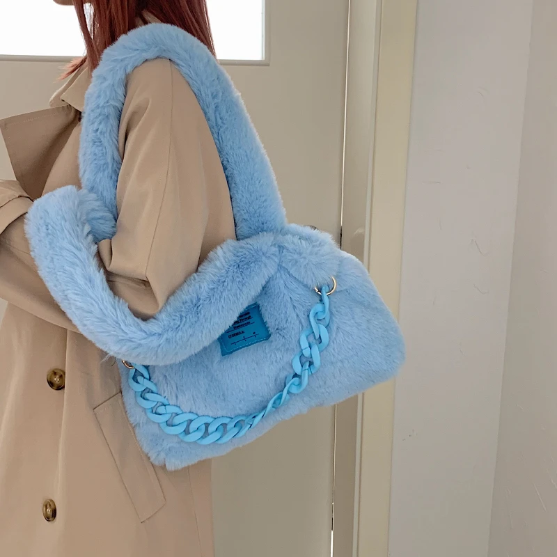 Soft Touch Shoulder Bags for Women 2023 New Trend Winter Korean Fashion Faux Fur Ladies Handbags Thick Chian Candy Color Bag
