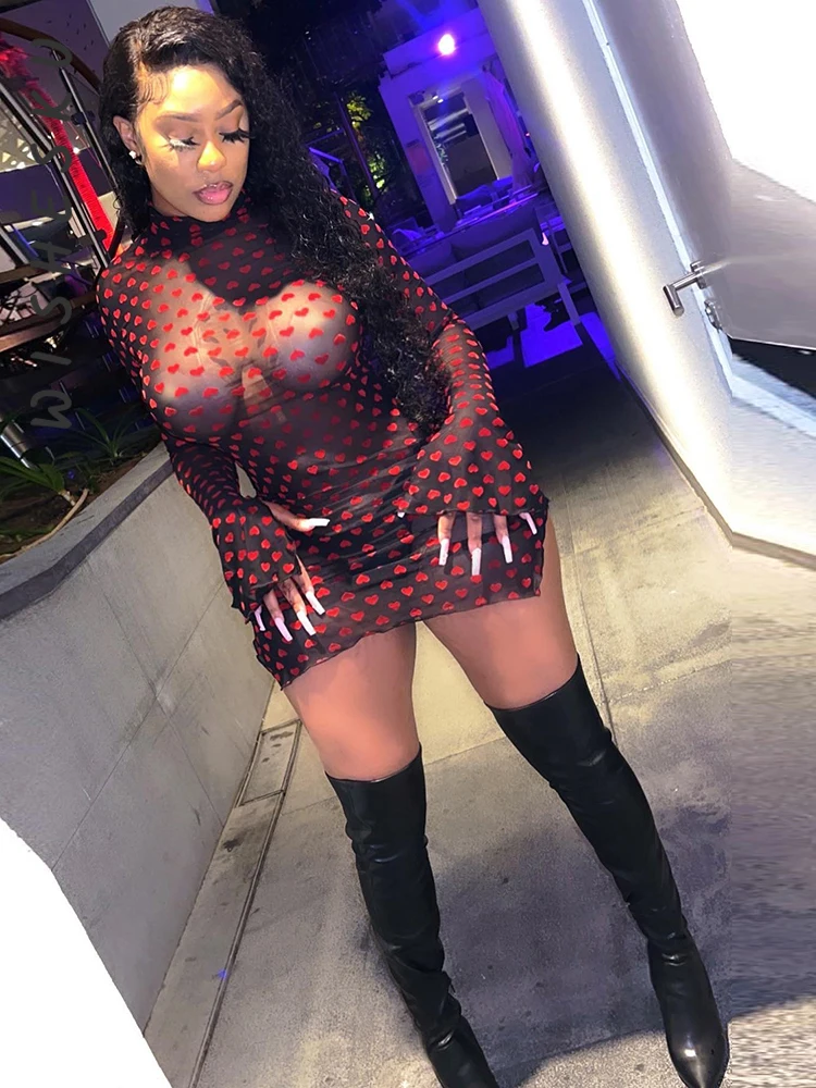 

Сексуальное Сетчатое Прозрачное мини-платье с принтом в виде сердца, женское платье с длинным рукавом и высоким воротником, вечерние платья...