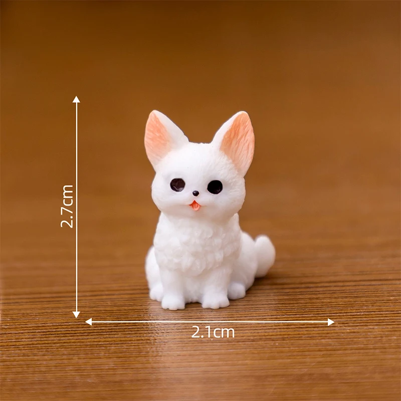 

Миниатюрная статуэтка котенка из полимерной смолы