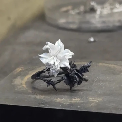 Черно-белое кольцо с цветком мандалы для женщин, индивидуальное металлическое кольцо на палец в стиле панк для вечеринки, модные ювелирные аксессуары