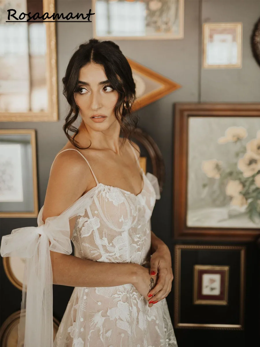 

Винтажное свадебное платье на тонких бретельках, с V-образным вырезом и открытой спиной