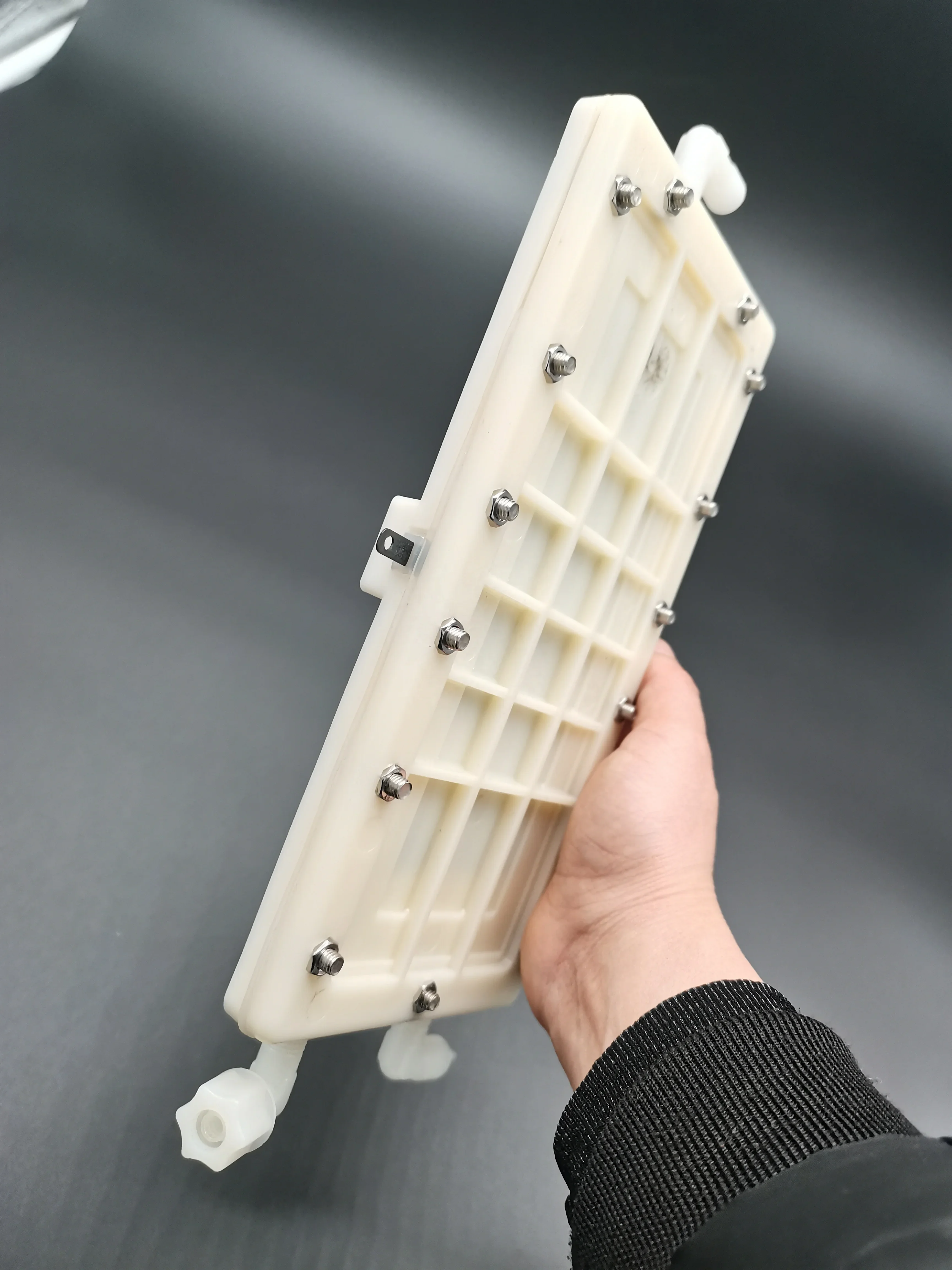 Титановый с платиновым покрытием анод небольшой Электролизный элемент для