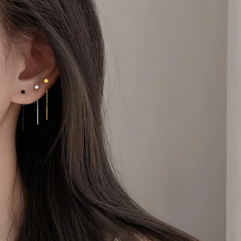 

Three-dimensional Small Black Tassel Geometric Earrings Long Female Temperament Brushed Small Square Earrings Earrings