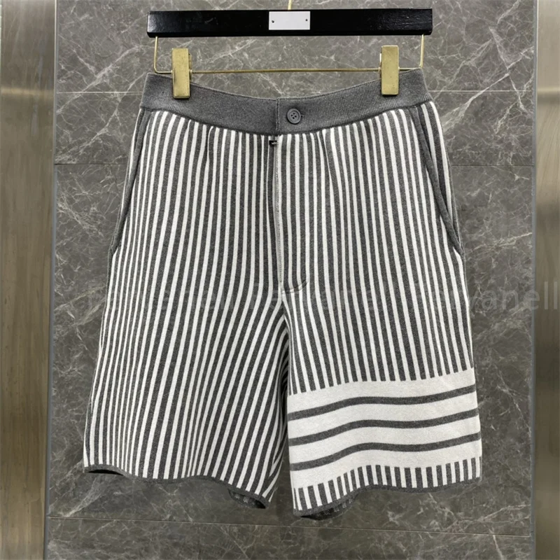 Summer Shorts for Female Vertical Striped Cotton Pants Fashion Brand Men Short Knee Pants Length Beach Board Korean Trouser