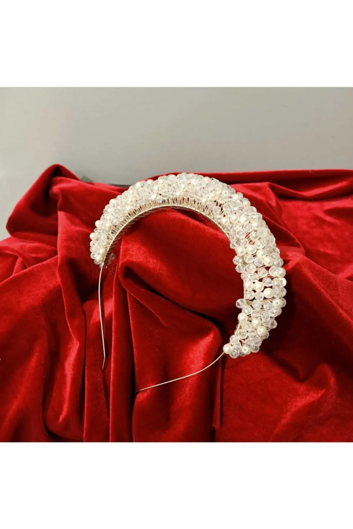 

Bridal Accessories Crystal Pearl embroidery Bridal Crown Model Wedding Handmade For Bride And Bridesmaids