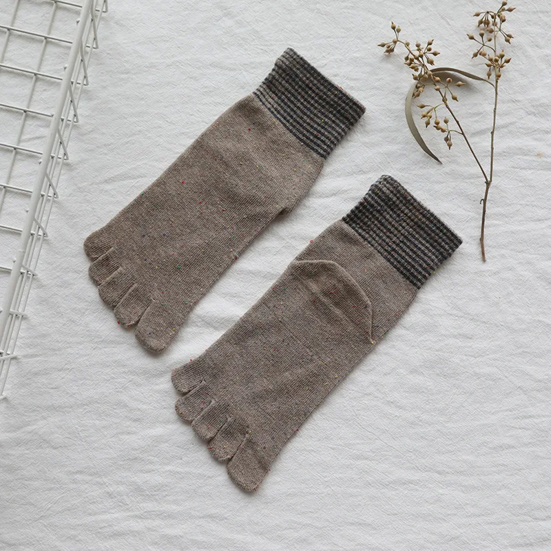5 Pairs/Lot Woman Five Finger Socks Vintage Women's Gold Silk Socks Japanese Pure Cotton Autumn Winter Mid-Tube Split Toe Socks