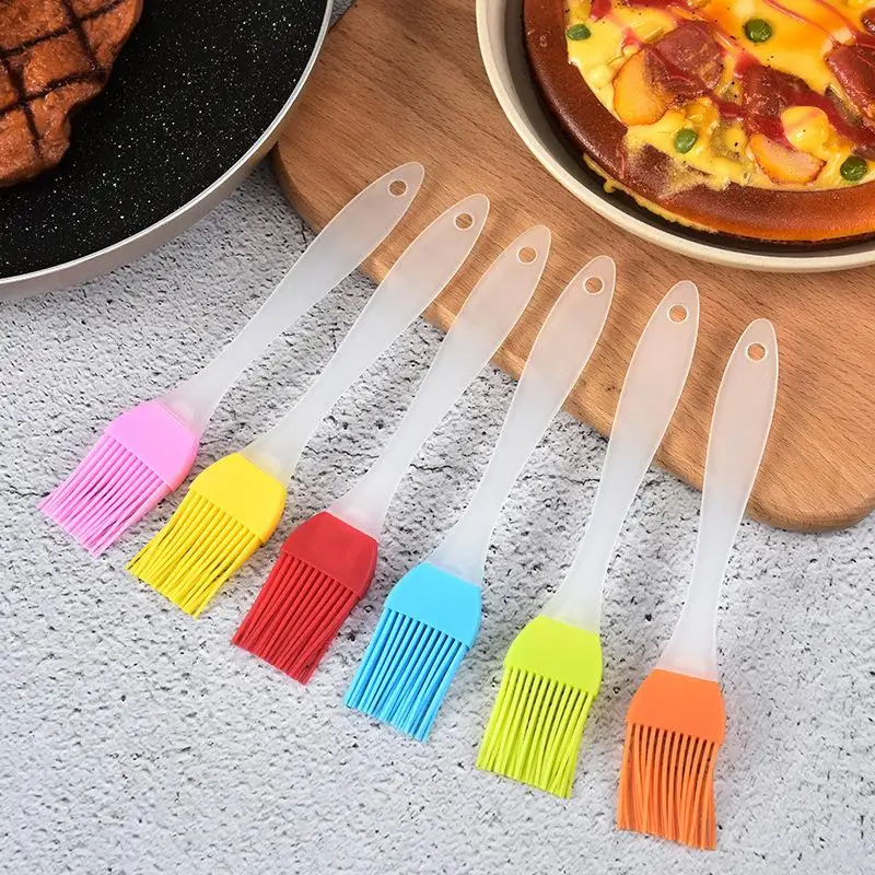 

[ Ready Stock ] Silicone Brush With Plastic Handle Kitchen Barbecue Grill Oil Brush Cooking Accessories