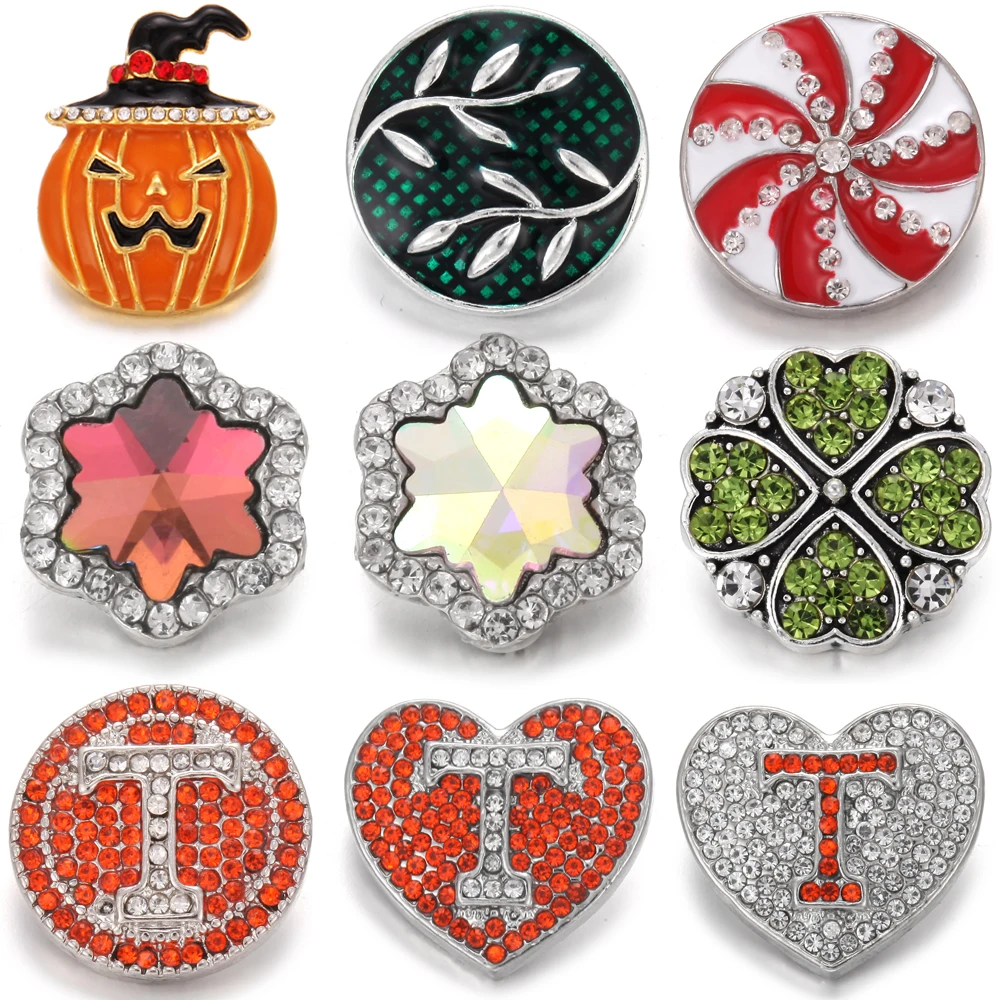 

6 шт./лот, новинка 2022, рождественские ювелирные украшения, тыква, снеговик, олень, снежинка, амулеты, 18 мм, металлические кнопки, подходят для б...