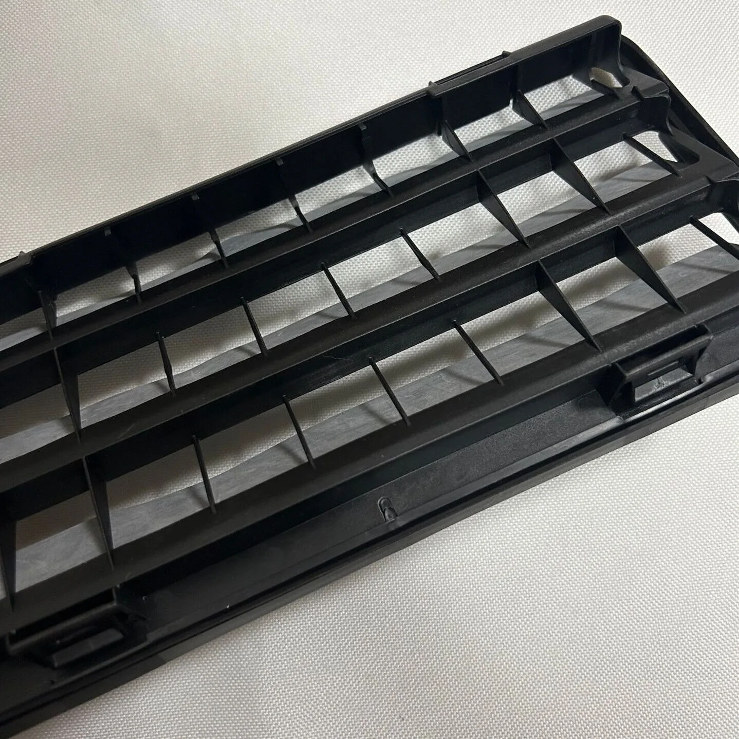 Защита для заднего бампера Tesla Model 3/Y 2017-23