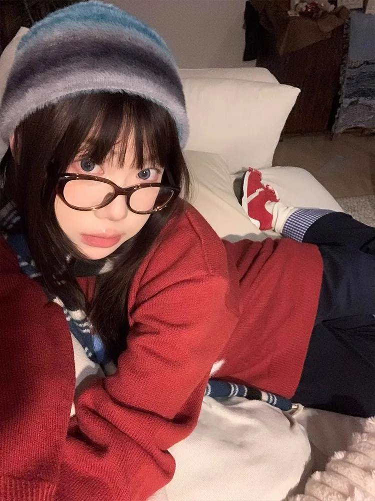 Красный рождественский атмосферный свитер с круглым вырезом Ice Man женский