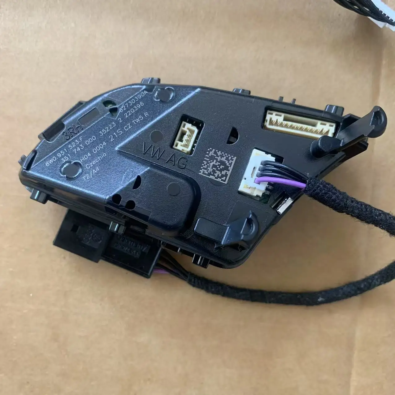 Для Audi A4 A5 S4 S5 RS4 RS5 B9 A3 S3 RS3 Q2 многофункциональные кнопки на руле с 8w0 951 523 F (art.: 7a4e23909) - 7a4e23909