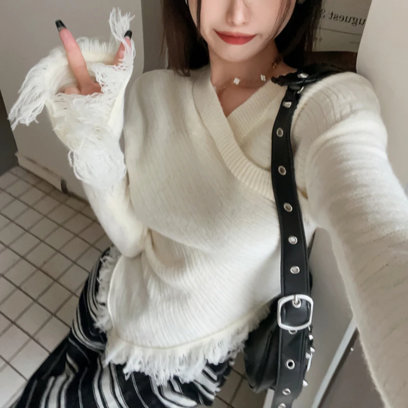 

Vintage Sweater Women Flare Sleeve Skinny White Tassel Pullovers Sweater Y2k Knitted Ladies Tops Streetwear Jumpers