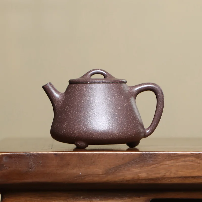 

Ручной чайник из фиолетовой глины Zisha 120 мл