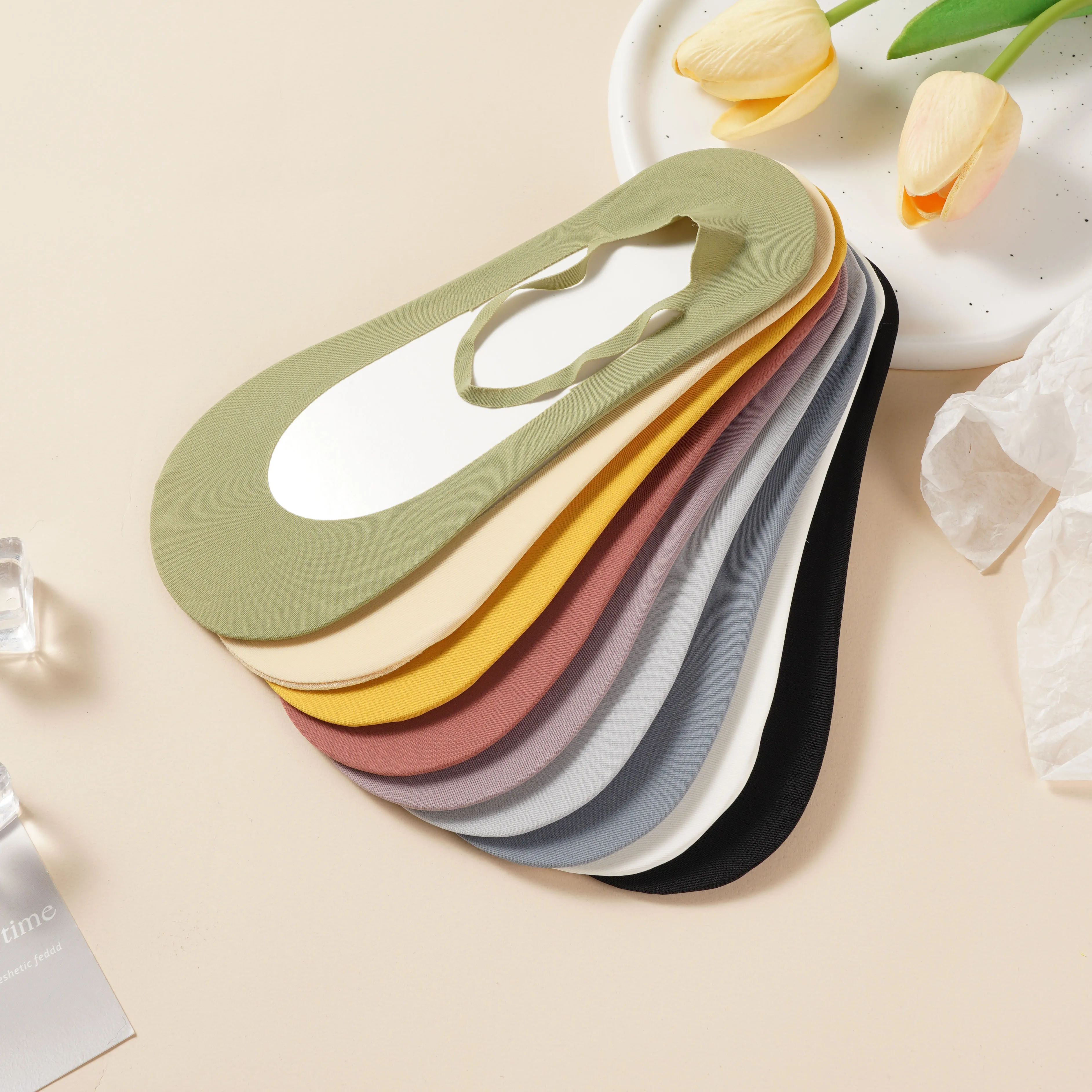 Женские невидимые ультратонкие носки силиконовые противоскользящие летние