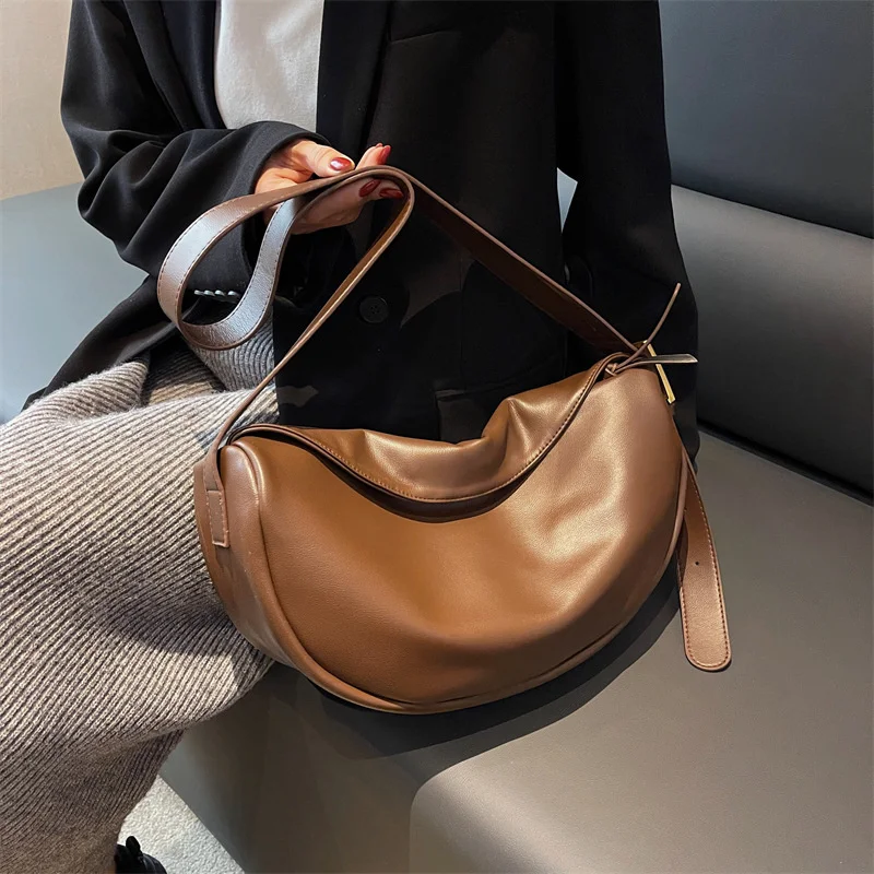 

2023 Crossbody Bags for Women Large Capacity Luxury Handbags Solid Soft Shoulder Bags Female Travel Hobos Bag Vintage Sac New