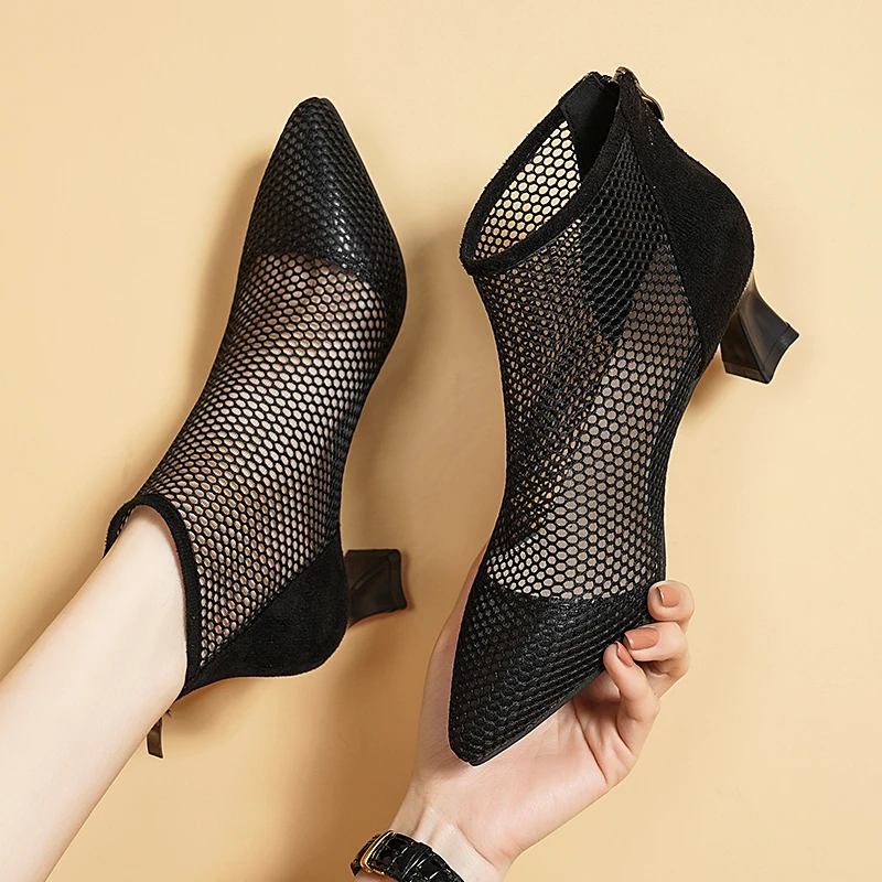 

Summer New Sexy Pointed Toe Thick Heels High Heels Women Baotou Hollow Breathable Mid-top Rear Zipper Women's Sandals