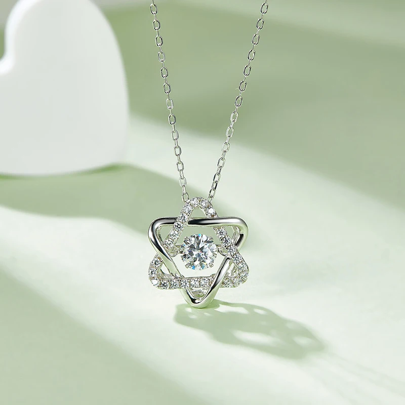 Женское колье из серебра 100% пробы с муассанитом и гексаграммой |