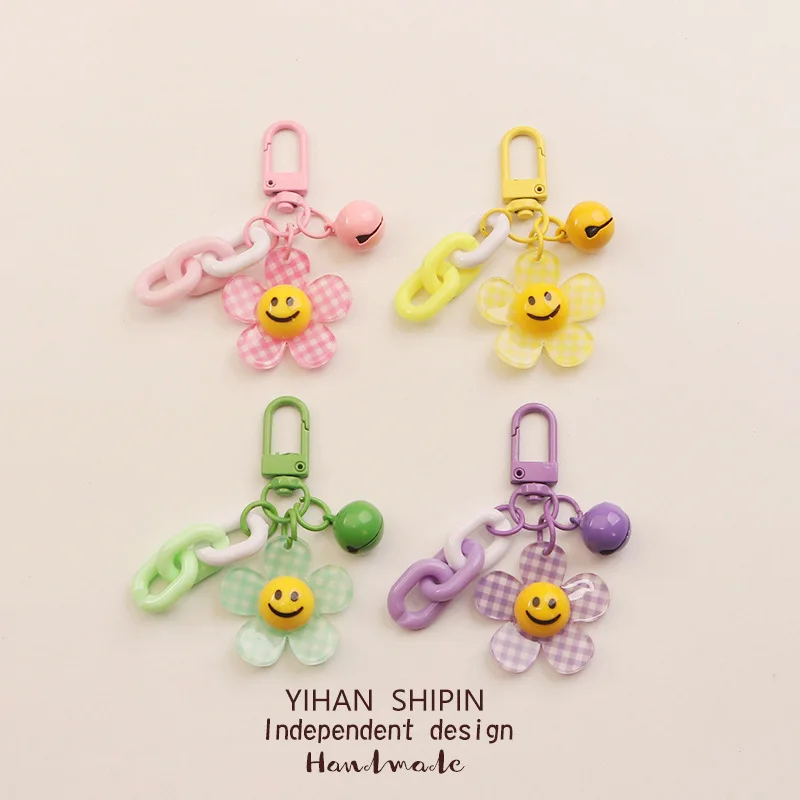 

Cute smiley face Plaid car key chain pendant color ring bell accessories small fresh bag decoration