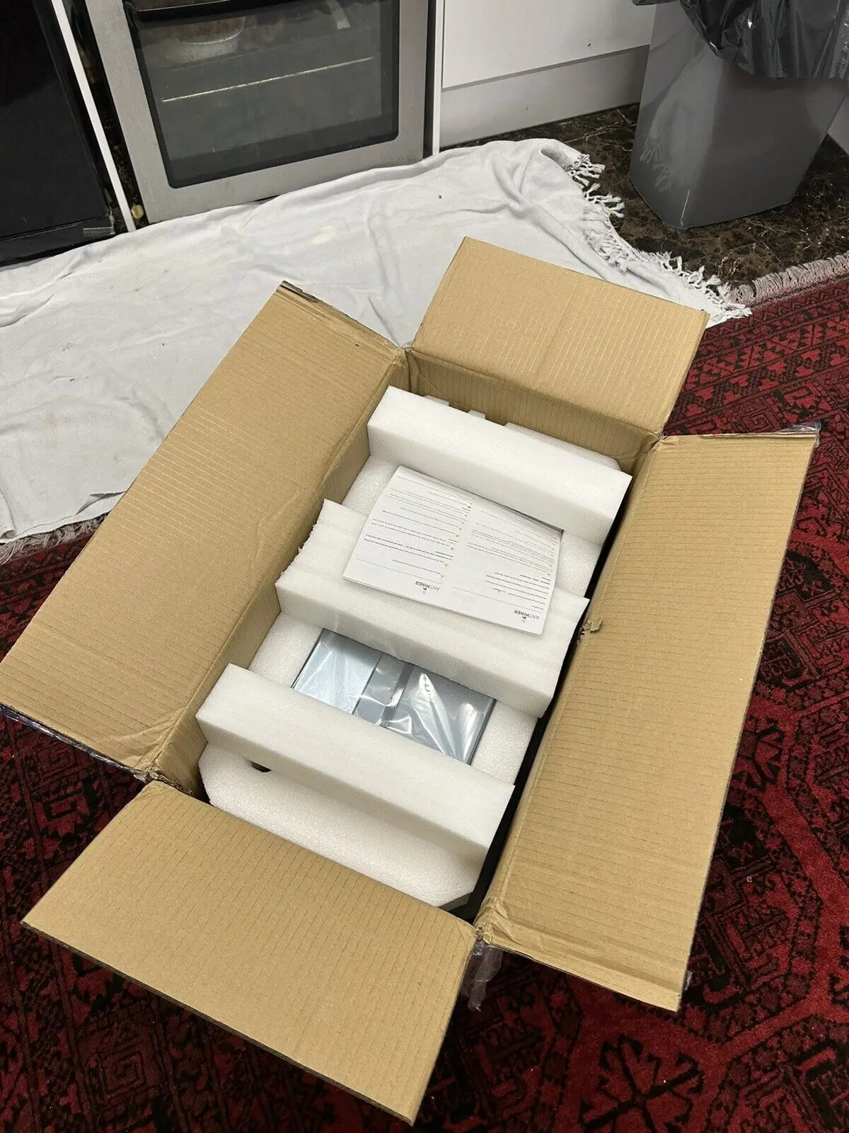 

Buy 2 get 1 free New Antminer E9 2400Mh/s Bit coin Miner 1920w Asic Miner, ETC Crypto Mi ning