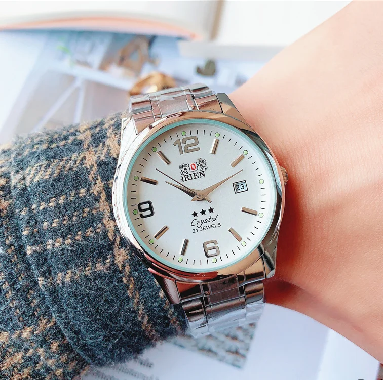 

2023 new luxury top appearance double lion series（Orient） three needle belt calendar fashionable stainless steel quartz watch
