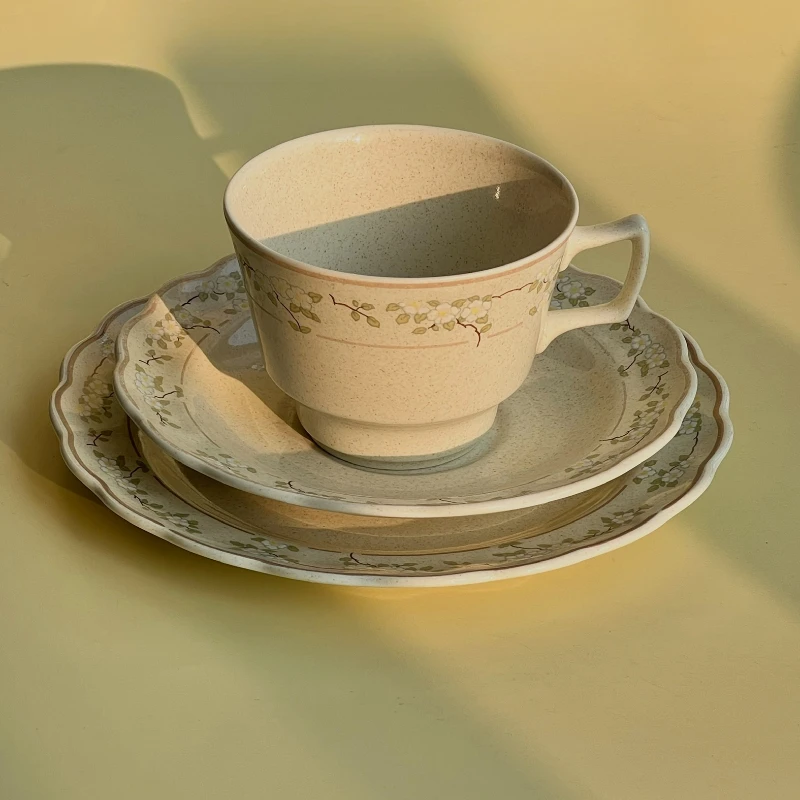 Кружка для кофе с рисунком маргариток кружевная десертная тарелка винтажная