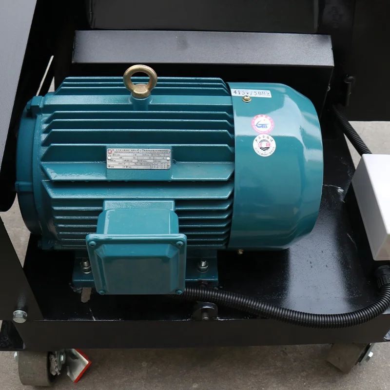 Рисунок 6 - Измельчитель для переработки пластиковых бутылок