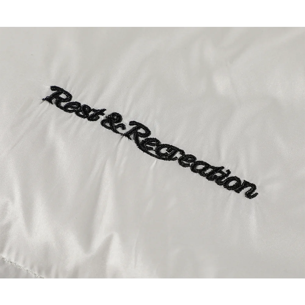 Xinmonlee корейская серия универсальный возрастной пуховик с капюшоном и вышивкой