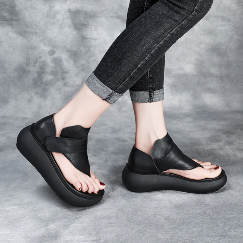 

Женские нескользящие сандалии на платформе, модные сандалии из натуральной искусственной кожи в римском стиле, сандалии на платформе с клипсой, Новинка лета 2023