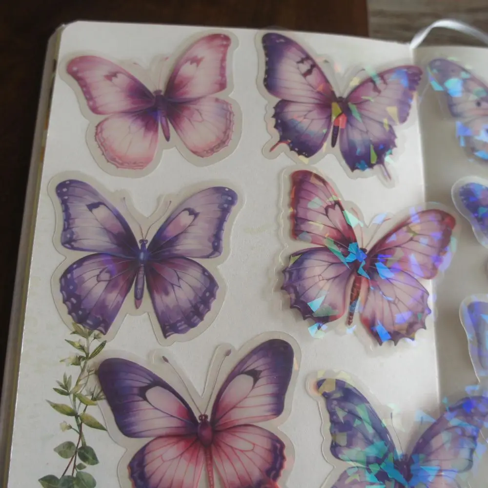 28 шт. лазерные наклейки в виде бабочек