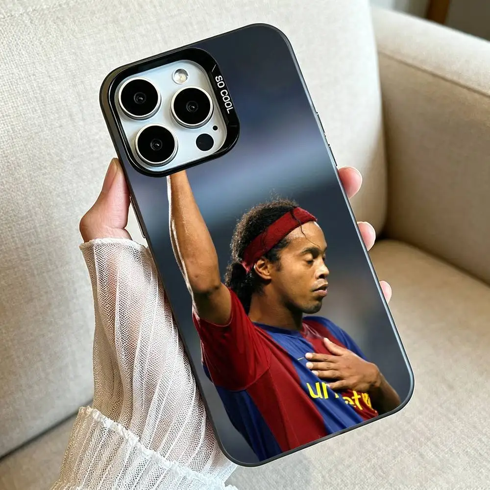 Фото Чехол для телефона Ronaldinho Football 10 для iPhone 17/12/13/11/14/15/16 Pro Max Plus, цветной серебристый, защитный чехол. №4