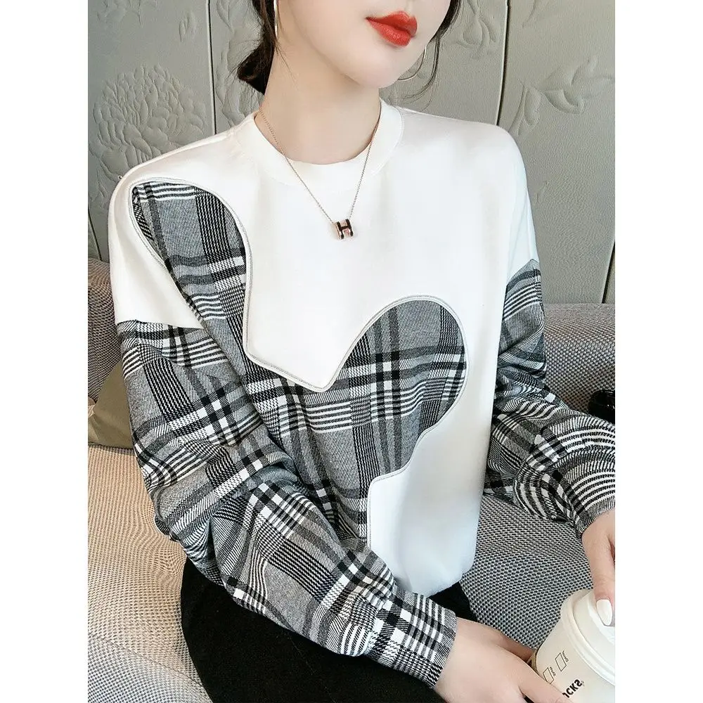 2022 Explosions Spring and Autumn Joker Plaid Stitching Crewneck Top