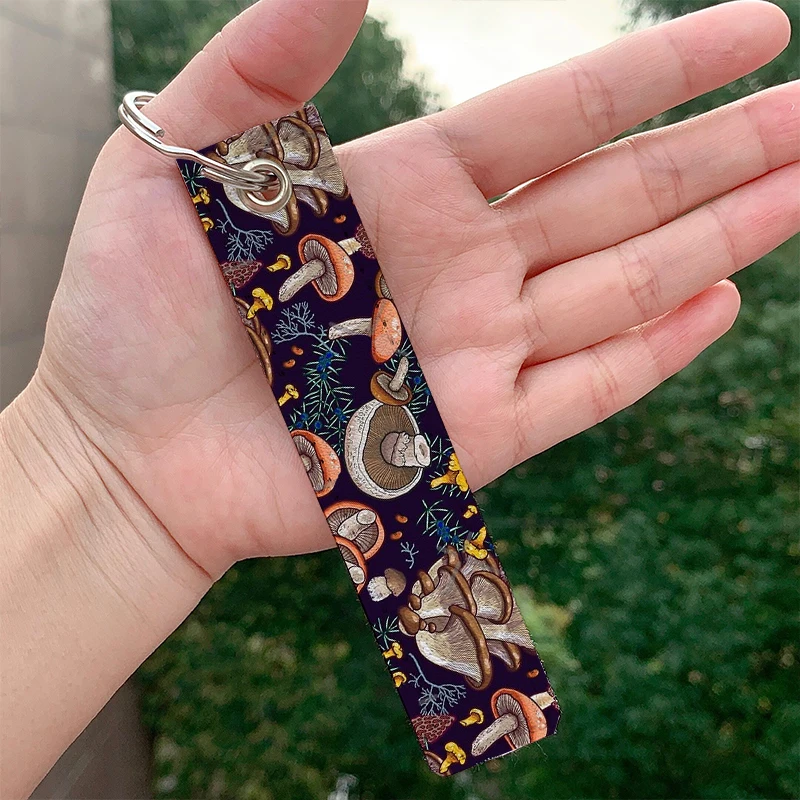 

Fashion Dark dream Custom Keychains Strap Keyring Hanging Holder Bag Car Wallet Trinket Keychain Hanging Bag Accessories