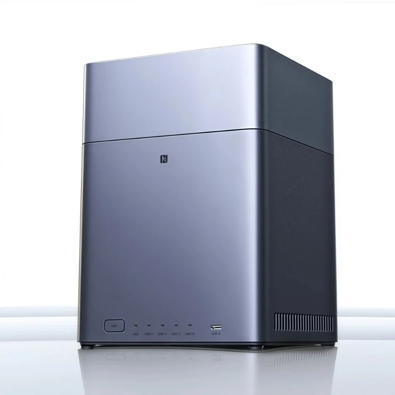 Фото 【Хит продаж】UGREEN DH4300 Plus Mini Home NAS AI Rockchip Octa Core A55-A76 8GB LPDDR4X 4 слота SATA HDD SSD NFC RJ45 2.5GbE Netw №2