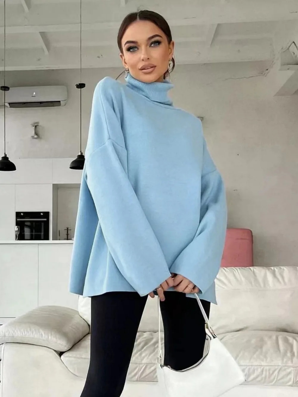 Женские свитера с высоким горлом и ажурными ягодами осень/зима 2024 свободные