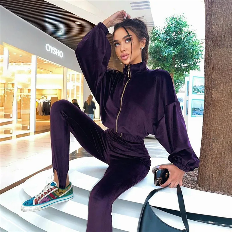 

2022 Autumn/winter New Women's Stand Collar Long Sleeve Velvet Coat