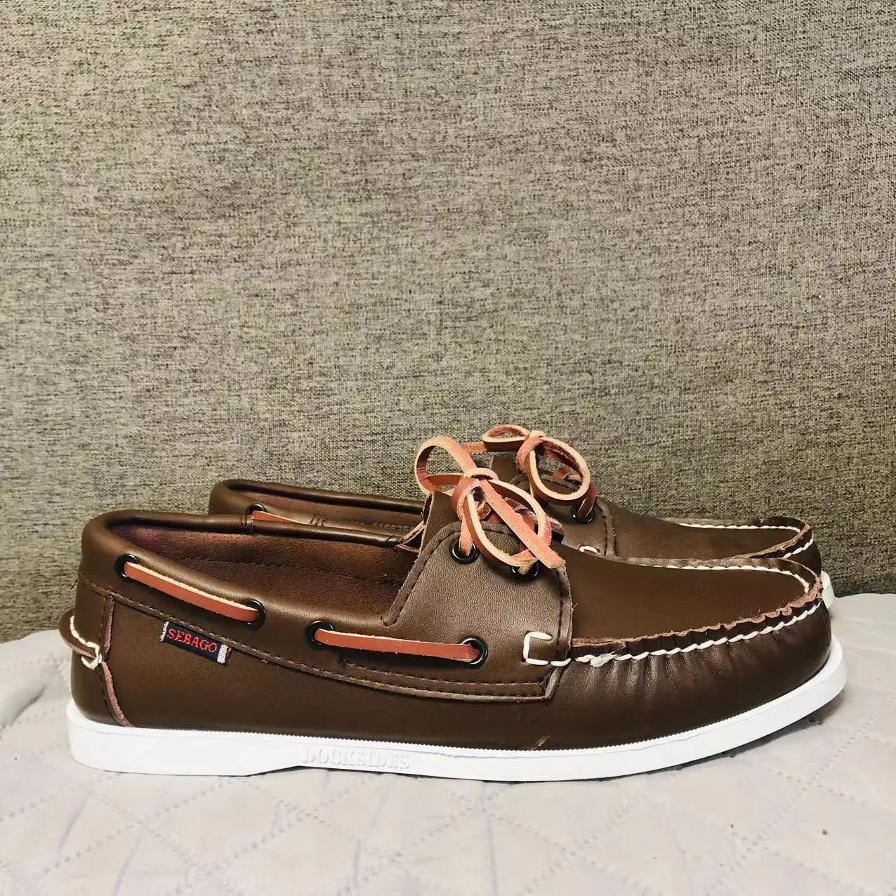 Туфли из натуральной кожи для мужчин и женщин