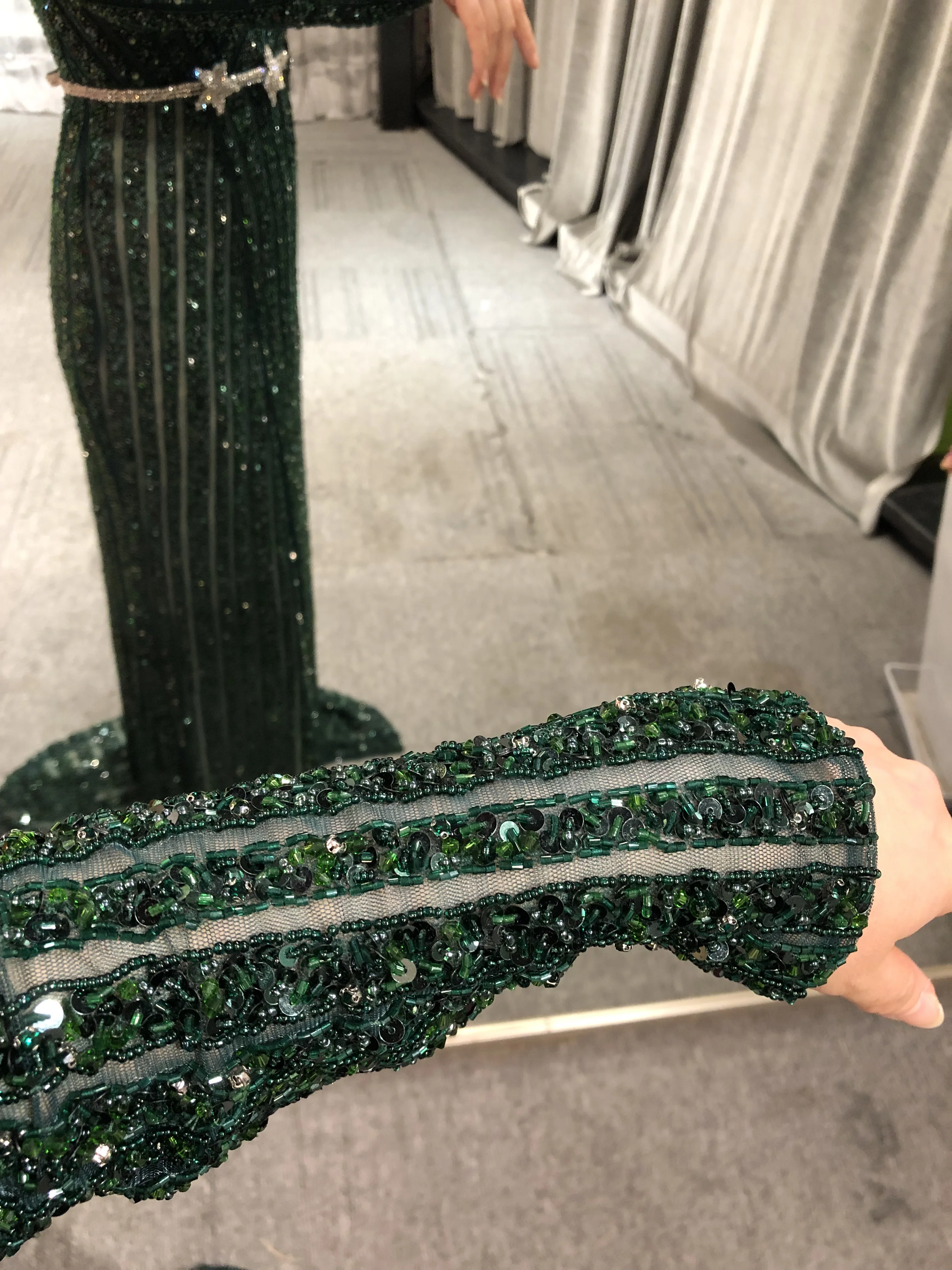 Рисунок 3 - Женское вечернее платье до пола