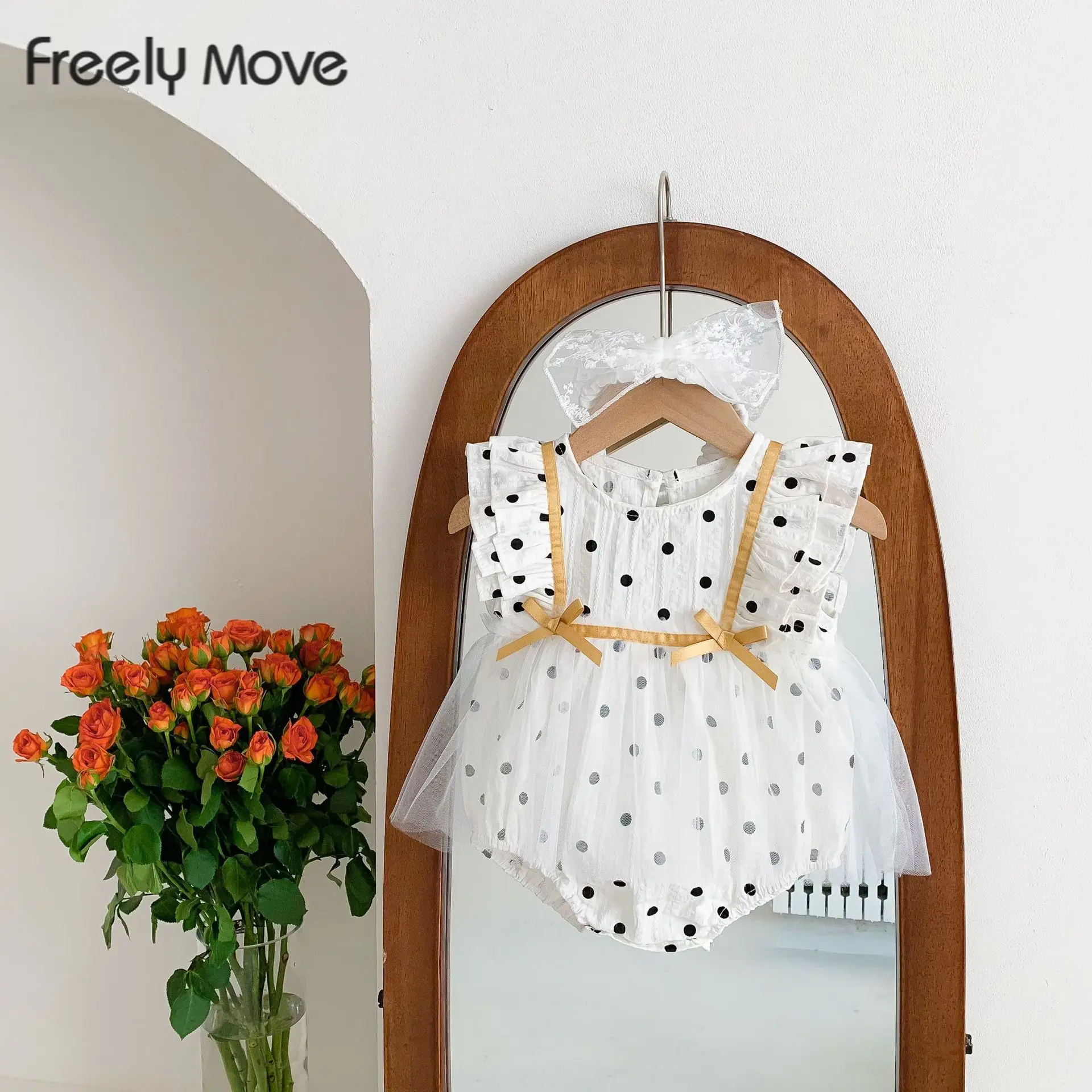 

Freely Move Princess Dot Baby Girl Dresses Baby Wedding Party Dresses Infant Birthday Baptism Dress Newborn Girl Romper Clothes