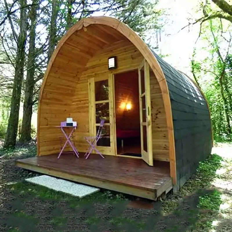 Деревянная миниатюра дома