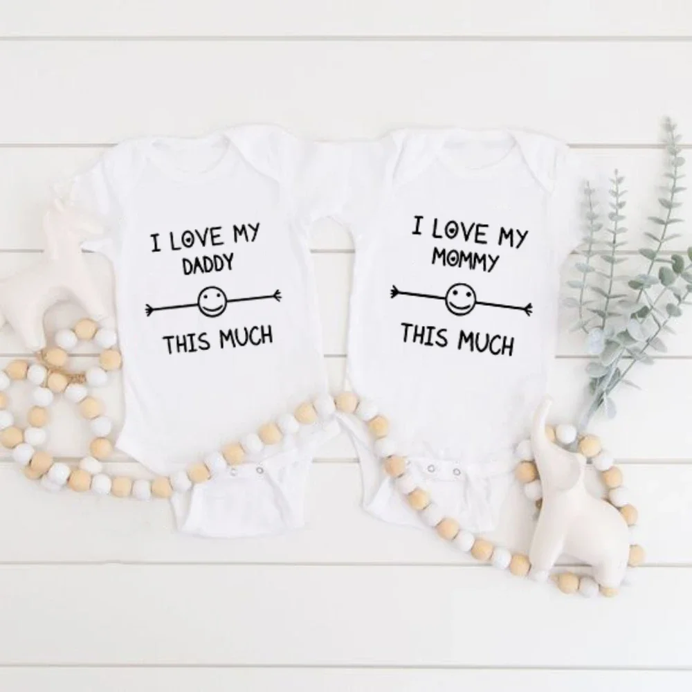 

Комбинезон с коротким рукавом для новорожденных с надписью «I Love My DAD Mommy»