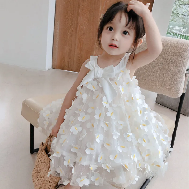 

2021 new summer girls dress sweet Butterfly Princess Dress Cotton Cute Appliques Sleeveless Solid Crew Neck dress