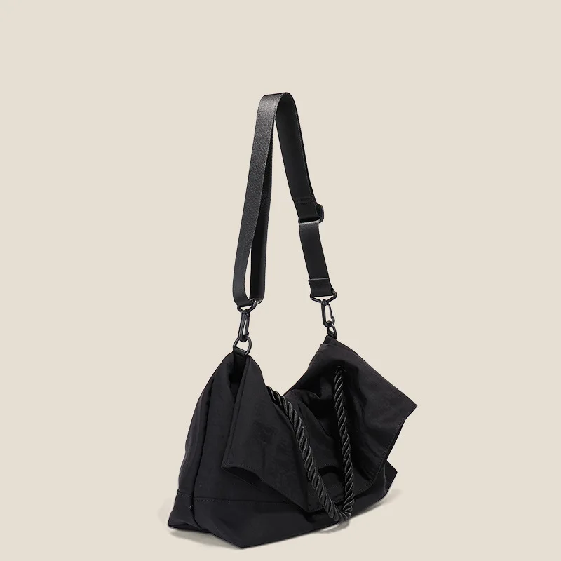 Multifuctional Totes Bag In Black, With 3 Straps, Everyday Purse For Woman And Man, High Street Fashion Handbag Should Bag 2023