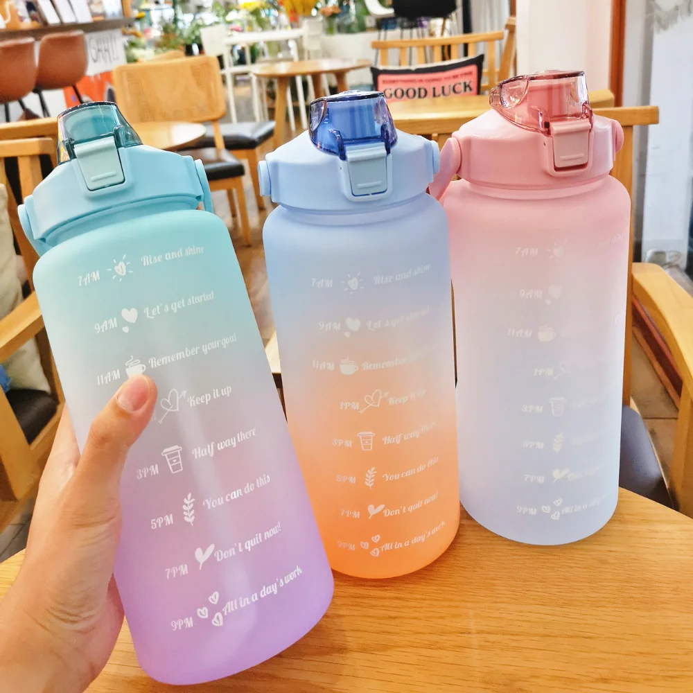 

2L Large Capacity Water Bottle Straw Cup Gradient Color Plastic Water Cups With Time Marker Outdoor Fitness Sports Bottle