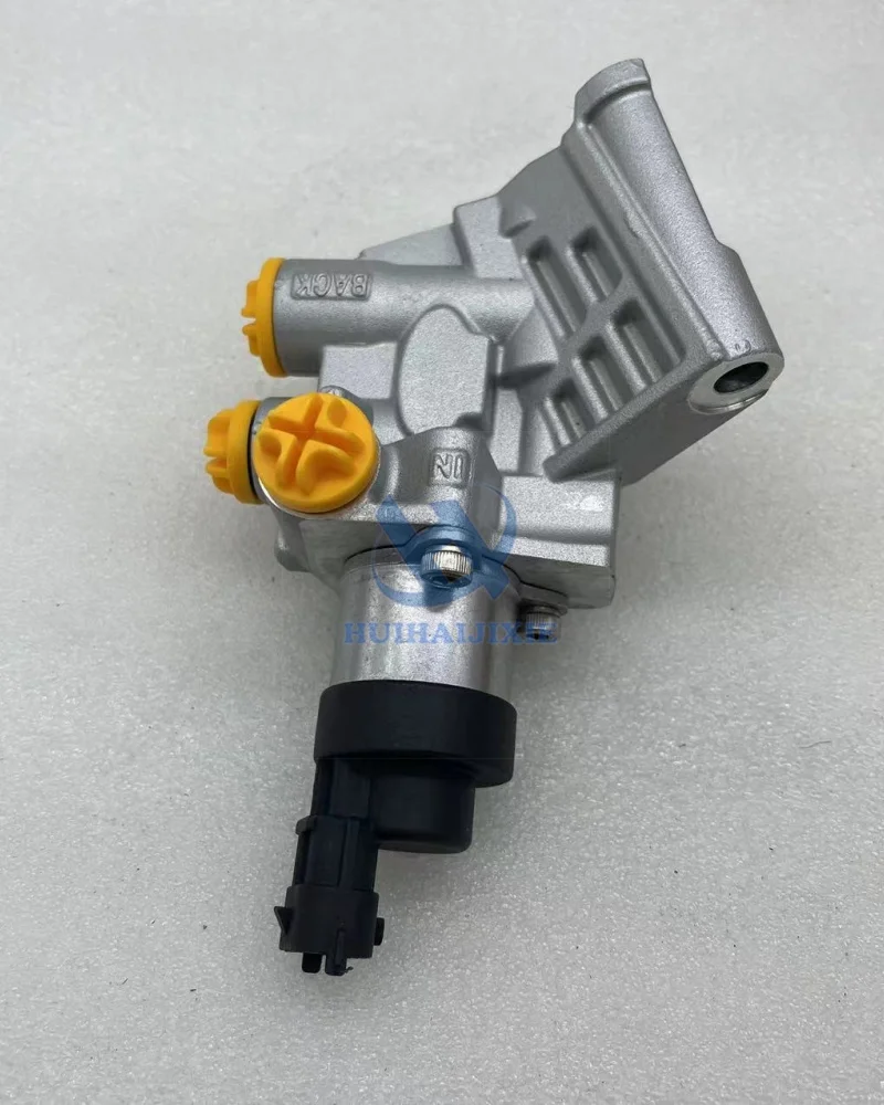 Фото VOE21638691 Клапан регулятора топлива для Volvo EC140C EC160C EC180C EC210BLC EC235C EC240B EC290B EC300 Запчасти для строительной техники №1