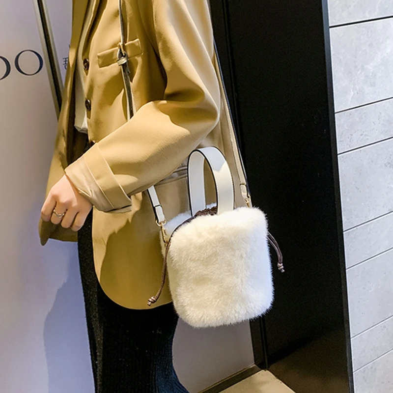 

Bucket Bag Handbag Fashion Faux Fur Winter Bags Women Shoulder Crossbody