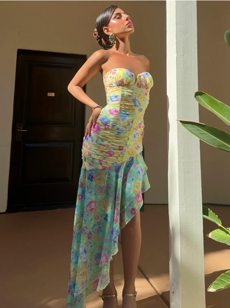 

Женское летнее длинное платье без бретелек, с цветочным принтом