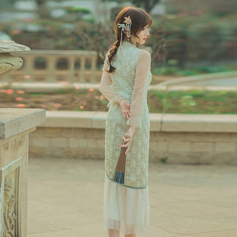 

2022 New Real Shooting Retro Lace Stitching Young Long Sleeved Improved Cheongsam Dress